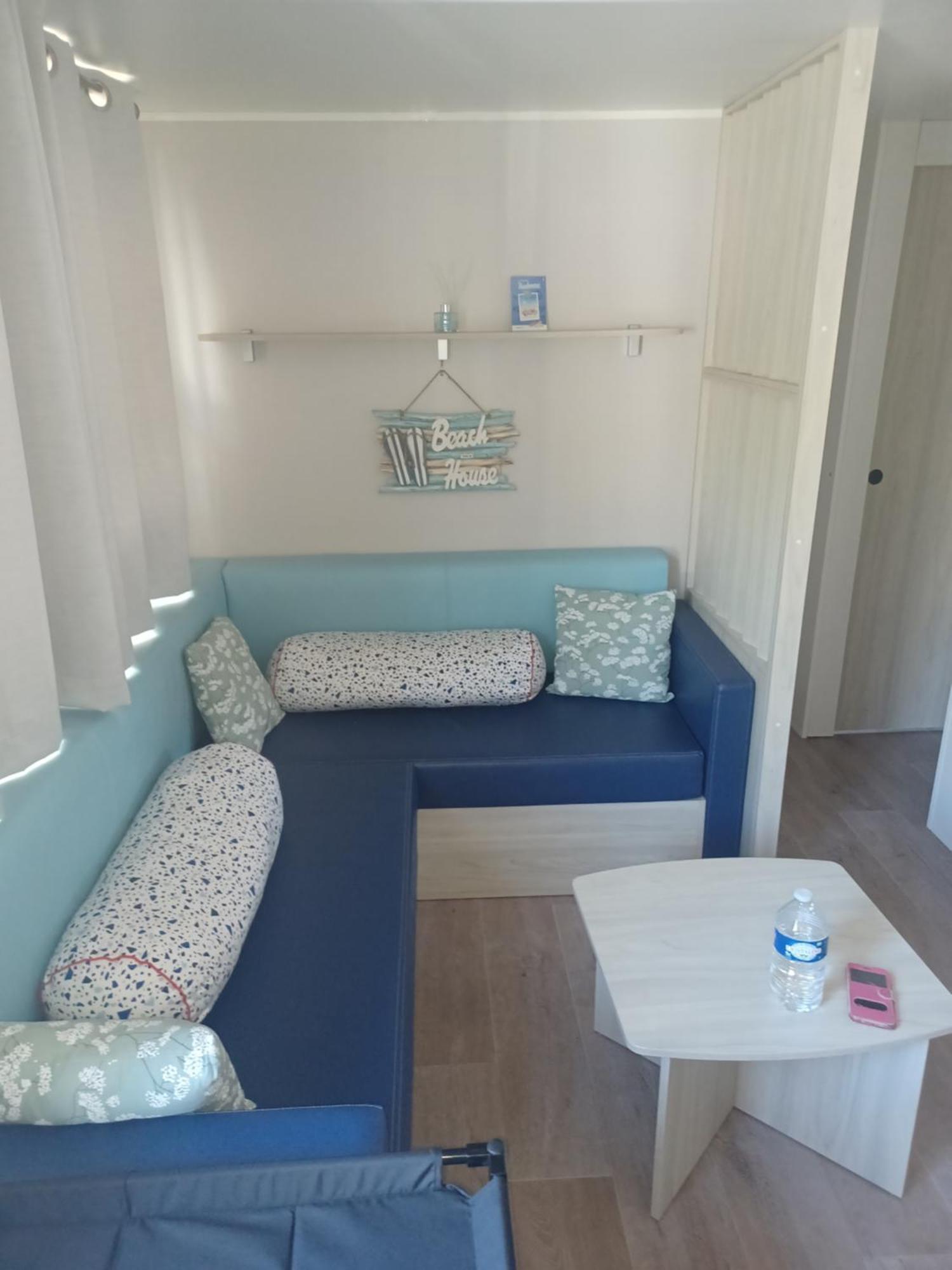 Mobil-home Pour 6 Personnes * Narbonne