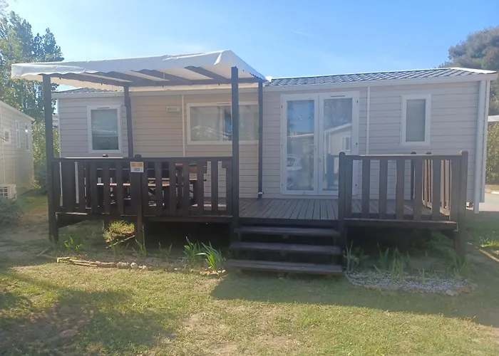 Mobil-Home Pour 6 Personnes